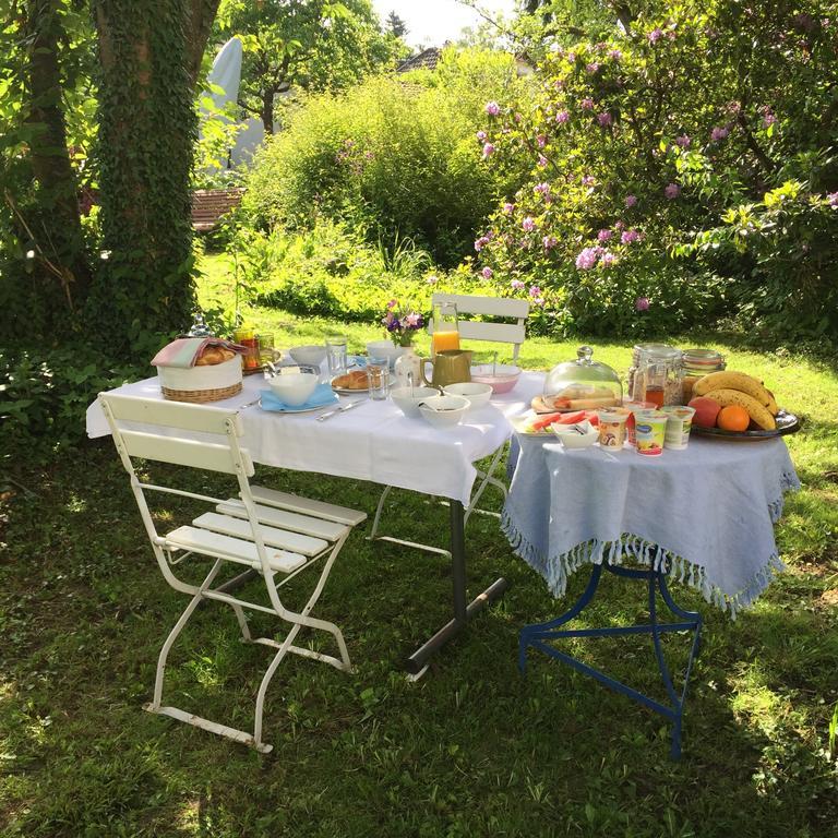 Bed and Breakfast Au Jardin Zuchwil Exterior foto
