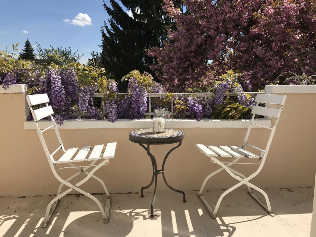 Bed and Breakfast Au Jardin Zuchwil Exterior foto